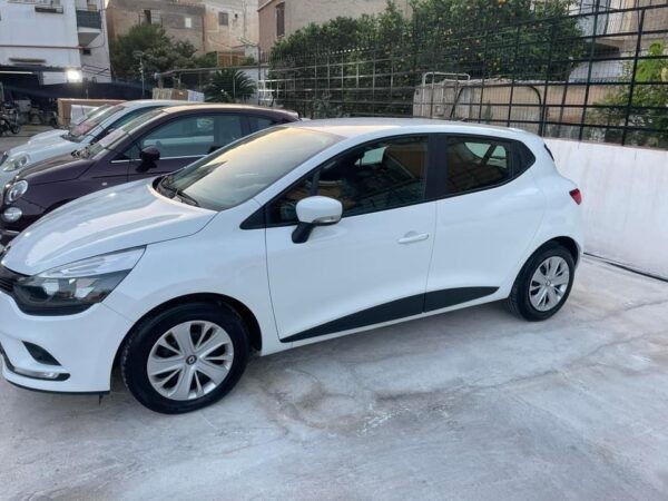 Renault Clio
Anno 2018, 
1.5 diesel, 
190.000 km - immagine 2