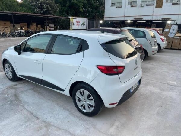 Renault Clio
Anno 2018, 
1.5 diesel, 
190.000 km - immagine 5