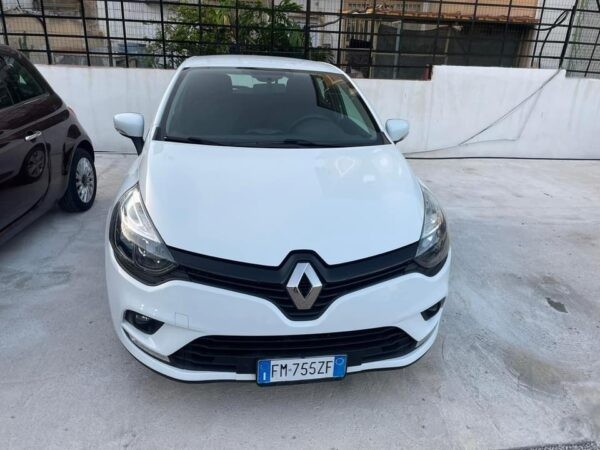 Renault Clio
Anno 2018, 
1.5 diesel, 
190.000 km