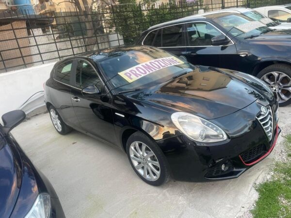 Alfa Romeo Giulietta
Anno 2015
2.0 diesel 
144.000 km - immagine 4