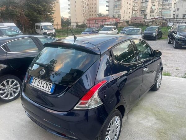 Lancia Y
Anno 2017
1.2 benzina/gpl
130.000 km - immagine 7